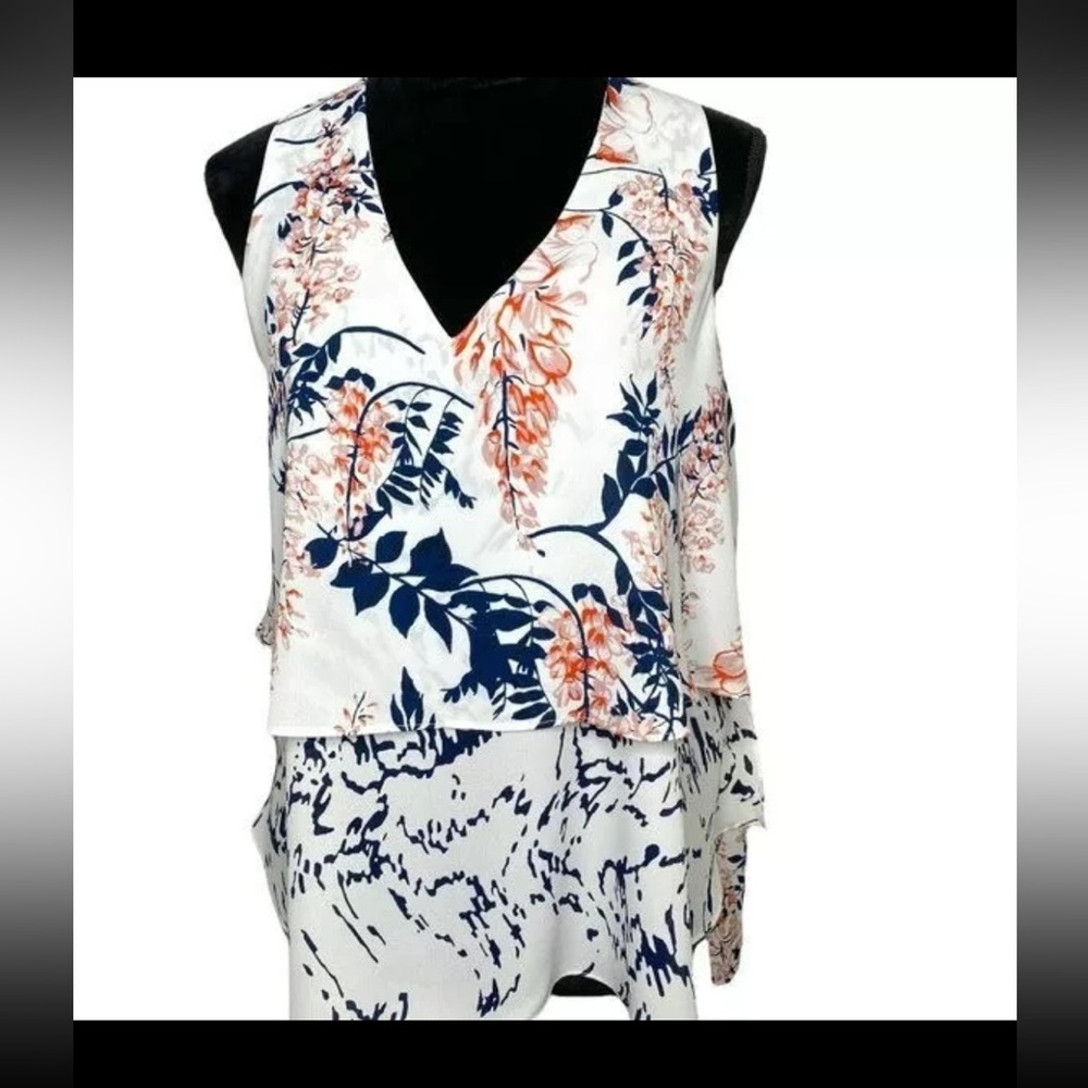 Adrienne Vittadini Studio Sleeveless Floral Crepe V Neck Hi Low Blouse Size S